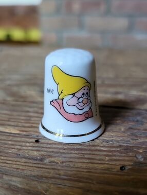 Vintage Doc White Bone China Porcelain Thimble with Yellow-Hat Snow White Dwarf